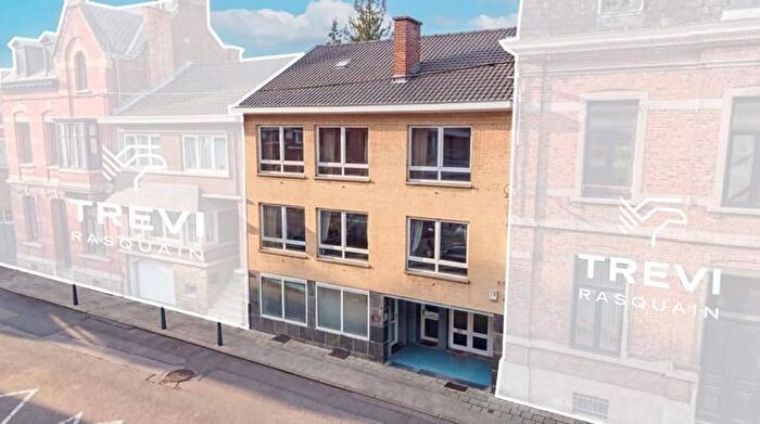 Maison 5 pièces à Avenue des Fossés, Huy, à vendre