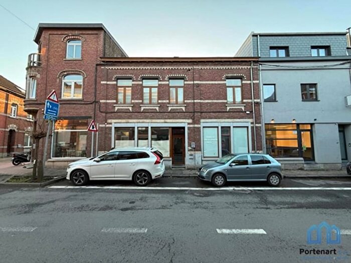Avenue de Wisterzée, CourtSaintétienne - Maison 3 pièces à vendre