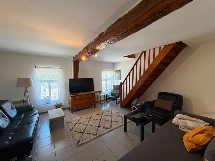 Place du Parc, Quiévrain : Appartement 2 pièces à louer
