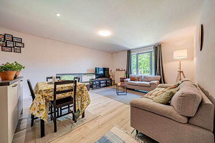 Rue de l'Hospice, Bassenge : Appartement 8 pièces à vendre