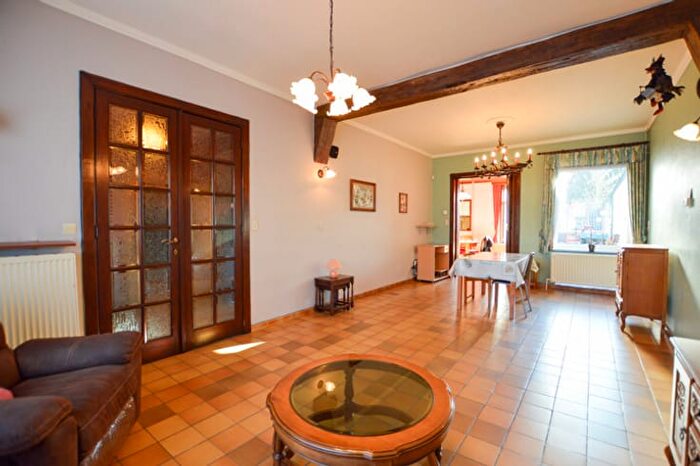 Chaussée De Bruxelles, Charleroi Jumet : Maison 3 pièces à vendre