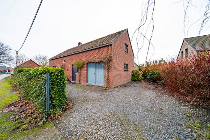Maison 15 pièces à vendre à Route d'orpjauche, Eghezee