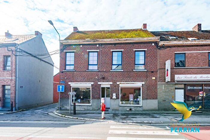 Rue de Trazegnies, ChapellelezHerlaimont : Maison 4 pièces à vendre