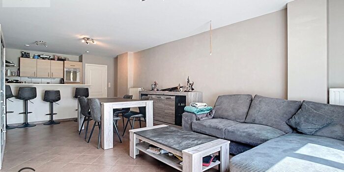 Appartement 1 pièce à vendre - Tiensestraat, Landen