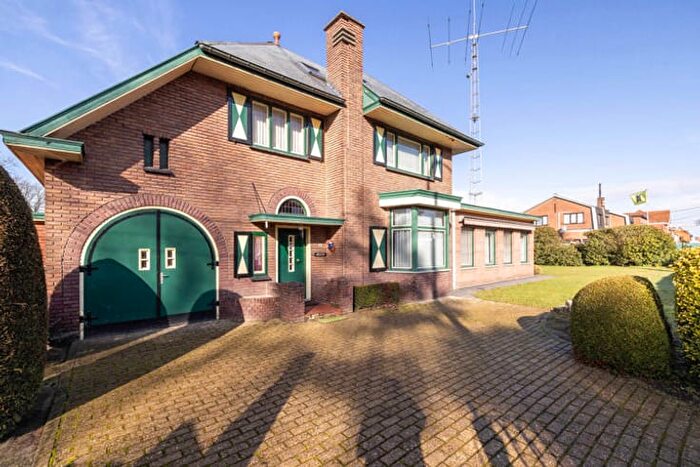 Antwerpsesteenweg, Malle - Maison 3 pièces à vendre