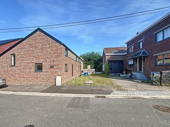 Maison 2 pièces à vendre à Rue des Fontaines, OREYE