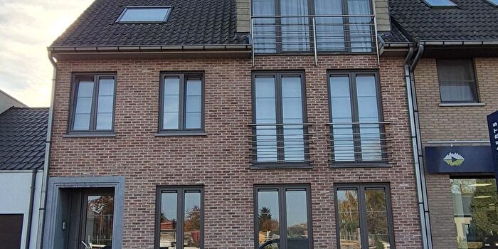 Ouwegemsesteenweg, Huise : Appartement 2 pièces à louer