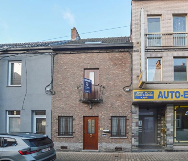Maison 2 pièces à vendre - Faubourg de Bruxelles, Gosselies