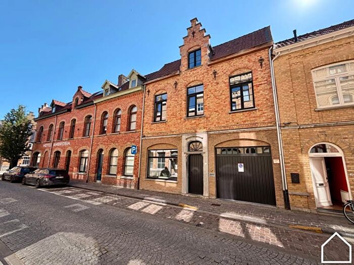 Maison 4 pièces à vendre - D'Hondtstraat, Ieper