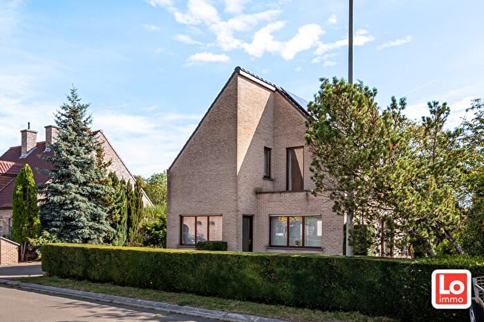 Maison 17 pièces à Julius Péestraat, Lokeren, à vendre