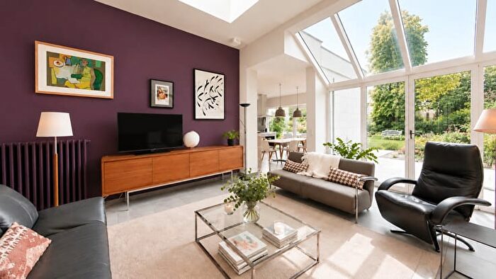 Avenue Jean D'avesnes, Mons : Maison 5 pièces à vendre