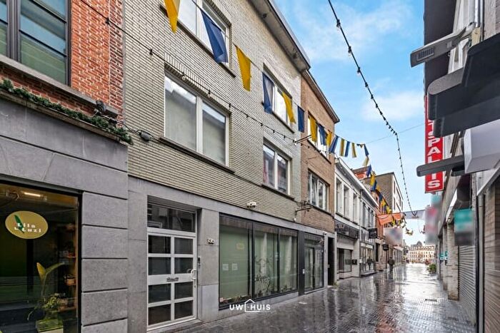 Nieuwstraat, SintNiklaas - Maison 3 pièces à vendre