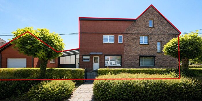 Maison 8 pièces à SintEventiuslaan, Genk, à vendre