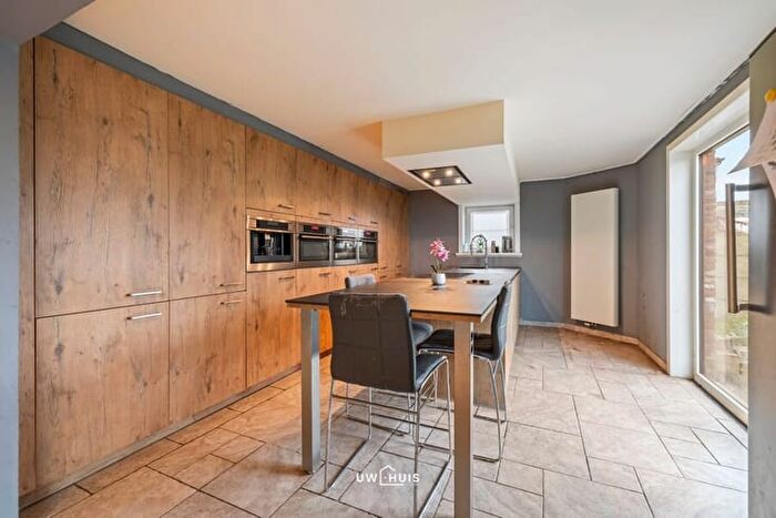 Maison 4 pièces à vendre à Molenhoekstraat, Meerdonk