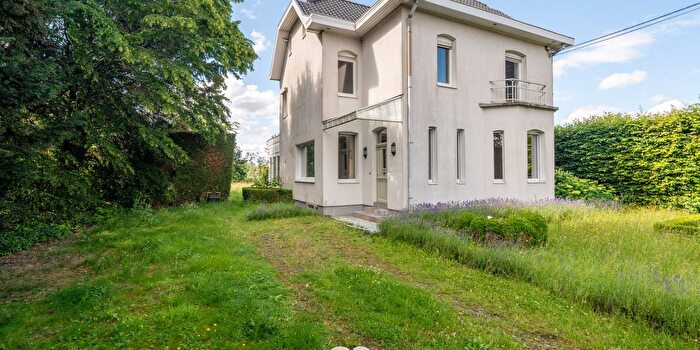 Maison 4 pièces à vendre à Oudenaardsesteenweg, Waarmaarde