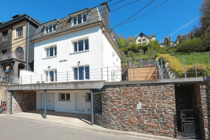 AuDessus de la Ville, BOUILLON - Maison 5 pièces à vendre