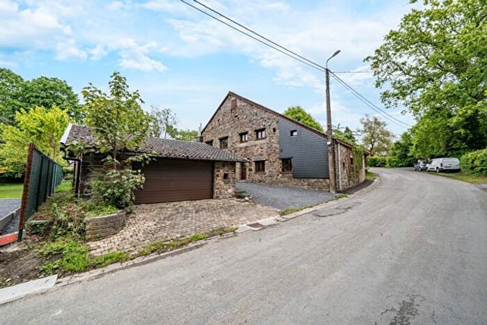 HautNivezé, Jalhay : Maison 8 pièces à vendre