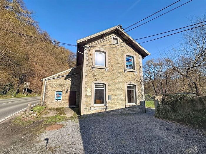Maison 3 pièces à rue de Poulseur, COMBLAINAUPONT, à vendre