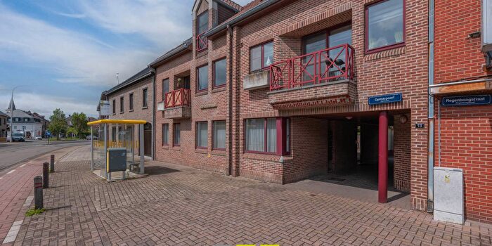Opitterpoort, Bree : Appartement 2 pièces à vendre