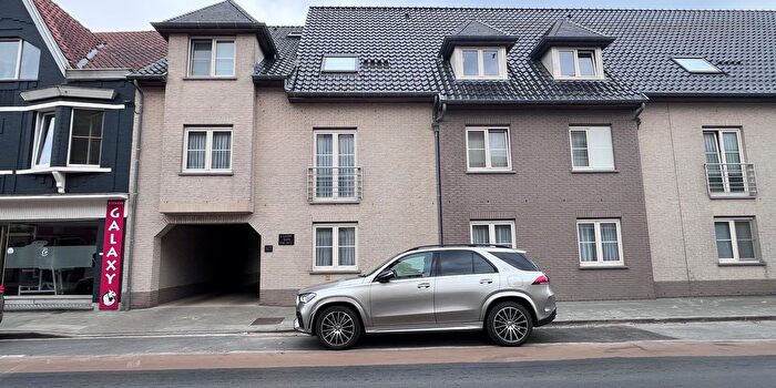 Stationsstraat, Eernegem : Appartement 4 pièces à vendre