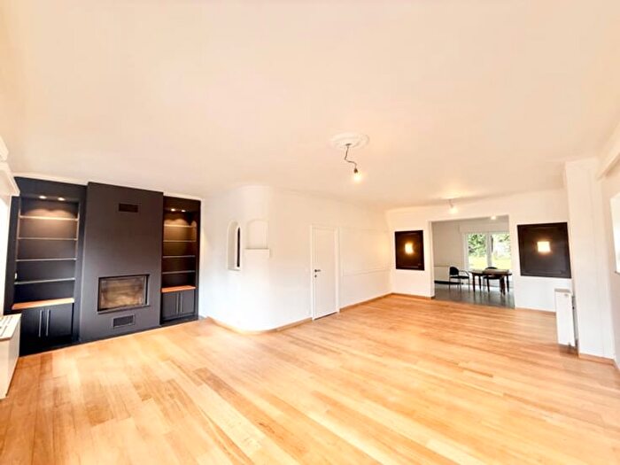 Avenue Reine Astrid, Kraainem - Maison 5 pièces à louer