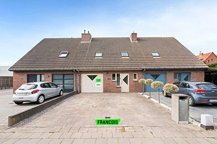 Maison 4 pièces à vendre à Zandvoordestraat A, Oostende
