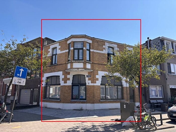 Maison 4 pièces à Hockeystraat, ANTWERPEN, à vendre
