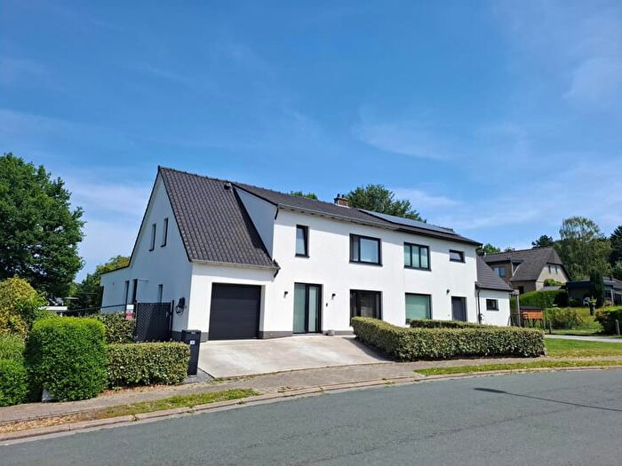 Maison 4 pièces à vendre à Pastoor Daniël Jules Delestréstraat, Grimbergen