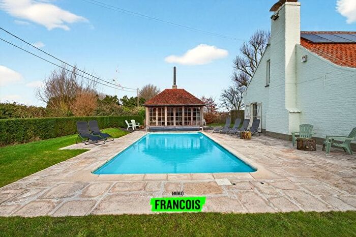 Maison 7 pièces à vendre à Doornhoek, Gistel