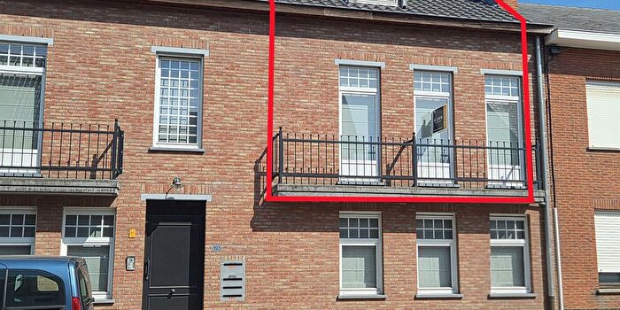 Molenstraat, Hallaar : Appartement 2 pièces à louer