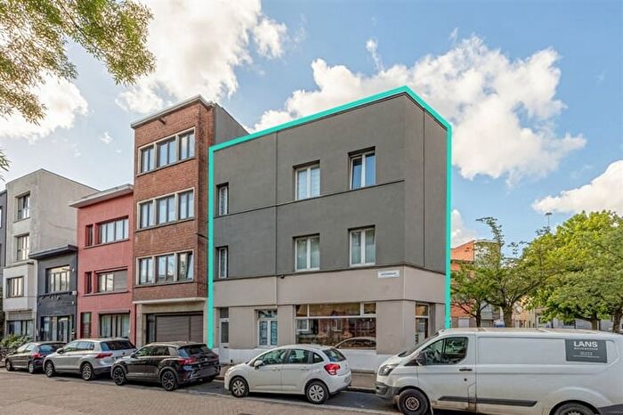 Groeningerplein, BORGERHOUT - Maison 3 pièces à vendre