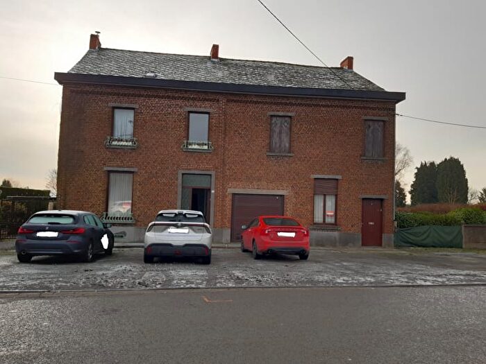 Rue Docteur Séverin, Sambreville : Maison 4 pièces à vendre