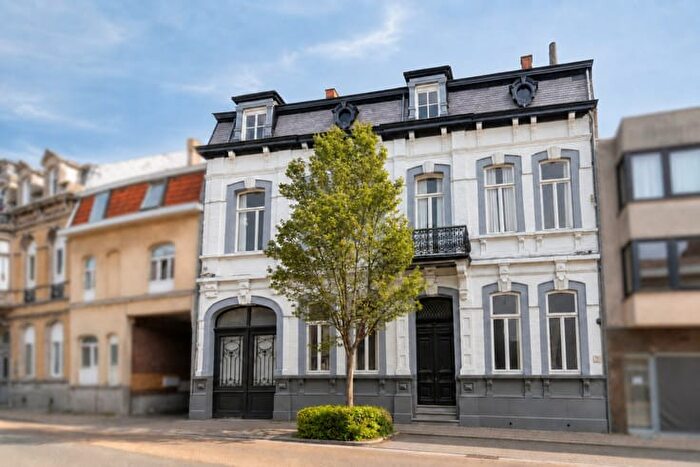 Roeselaarsestraat, Izegem : Maison 18 pièces à vendre