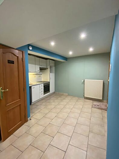 Appartement 1 pièce à louer à Rue Du Mayeuri A, Charleroi