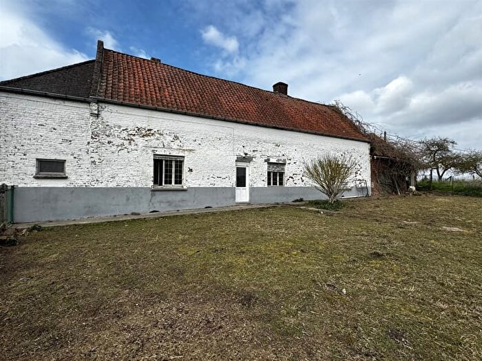 Aulnoit, Flobecq : Maison 2 pièces à vendre