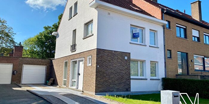 Maison 4 pièces à louer à Azalealaan, Kortrijk