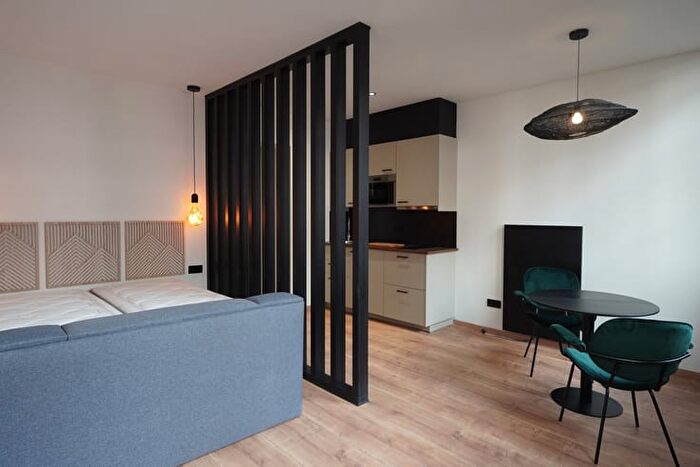 Appartement 1 pièce à Rue du Collège, NAMUR, à louer