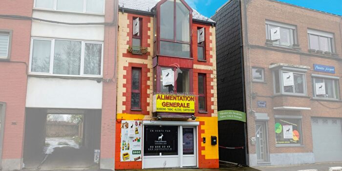Maison 2 pièces à La Louvière, Henegouwen, à vendre