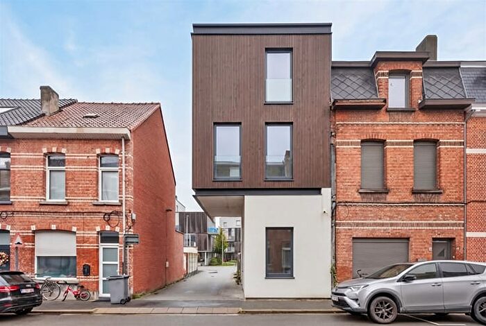 Van Naemenstraat, SintNiklaas : Maison 3 pièces à vendre