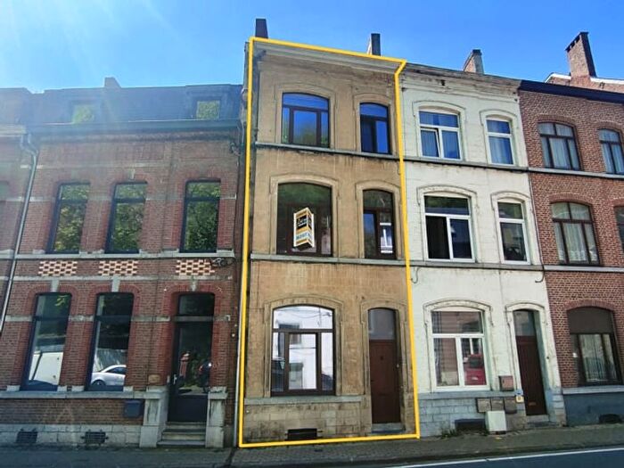 Rue Alexandre Daoust, Dinant : Maison 3 pièces à vendre