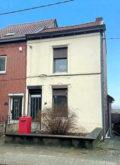 Rue des Auduins, Gilly : Maison 2 pièces à vendre