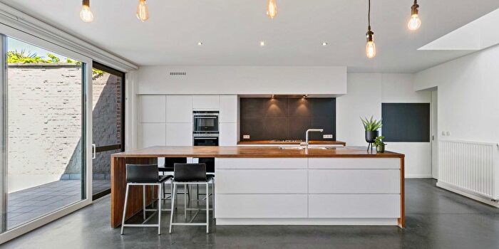 Maison 4 pièces à Iepersestraat, Roeselare, à vendre