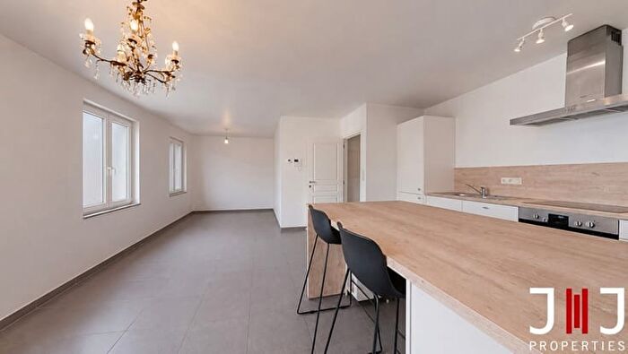 Appartement 4 pièces à Rue de la Station, Perwez, à louer