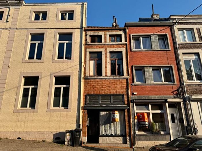 Maison 3 pièces à Rue du Marché, Huy, à vendre