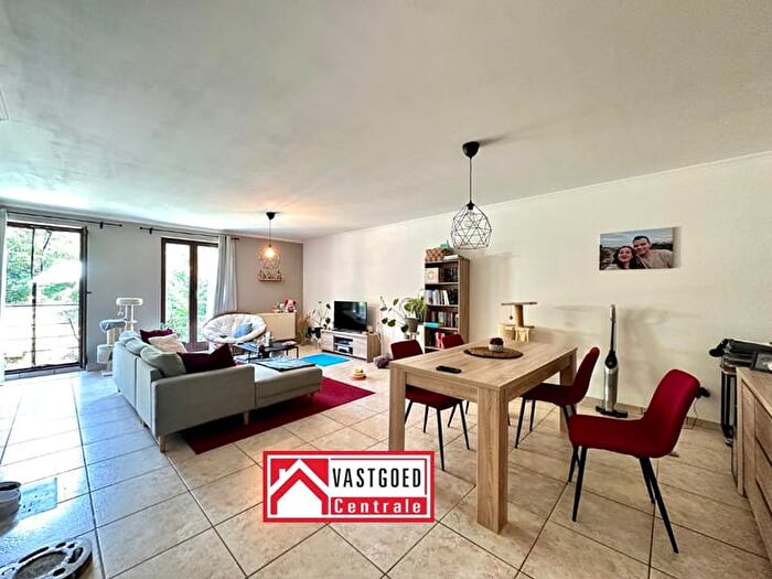 Appartement 1 pièce à Ijzerbron, TongerenBorgloon, à louer