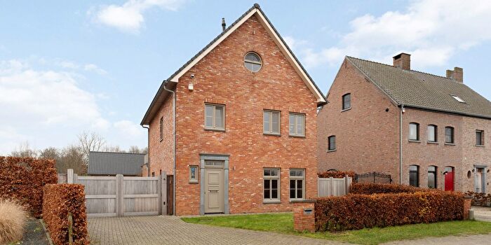 Maison 4 pièces à Heieinde, Meerle, à vendre