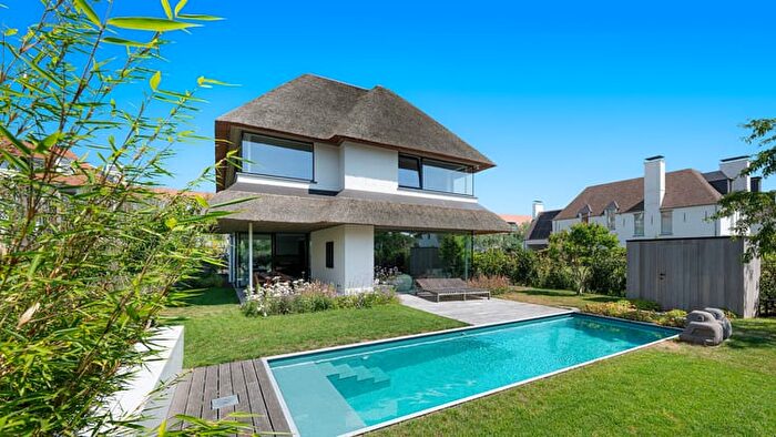 Maison 5 pièces à Henry Van de Veldelaan, KnokkeHeist, à vendre