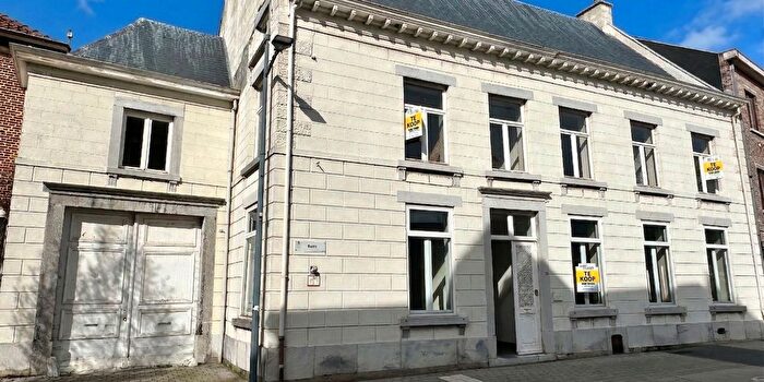 Markt, HerkdeStad : Maison 6 pièces à vendre