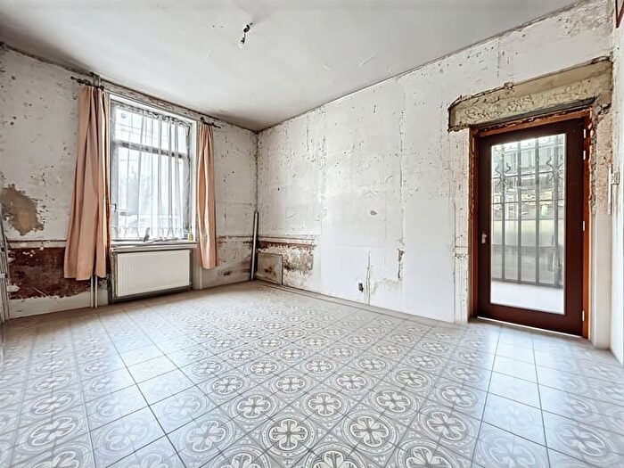 Chaussée de Nivelles, LIBERCHIES : Maison 4 pièces à vendre