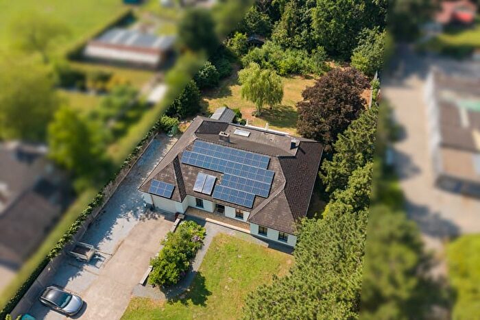 Maison 4 pièces à vendre - Zwarte Leeuwstraat, Bonheiden